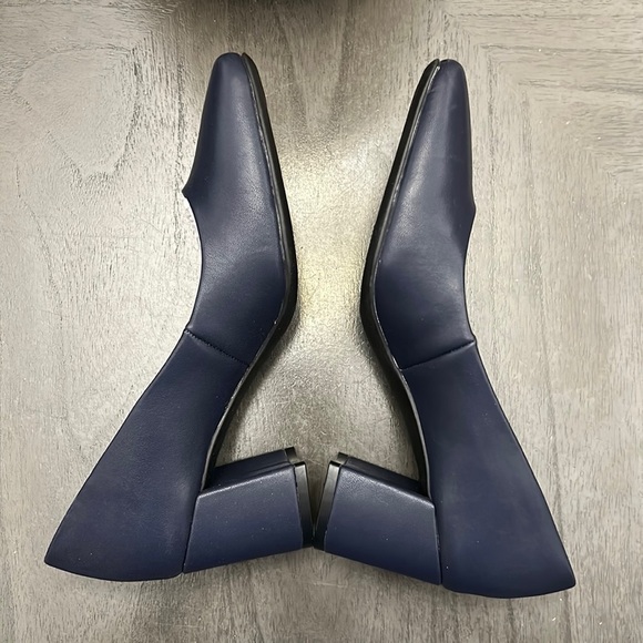 Naturalizer Warner Square Toe Pump French Navy (WIDE) - Picture 9 of 15